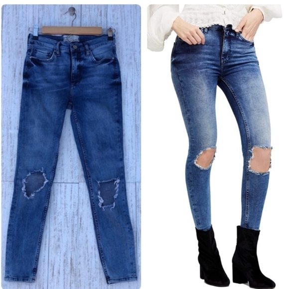 Free People distressed Jeans  |  SIZE 27 - Picture 1 of 4